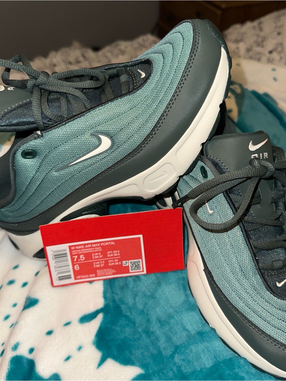 Nike Air Max Portal Sneakers - Teal & Dark Green